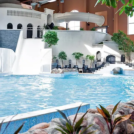 Vakantiehuis Anlage Mit Pool